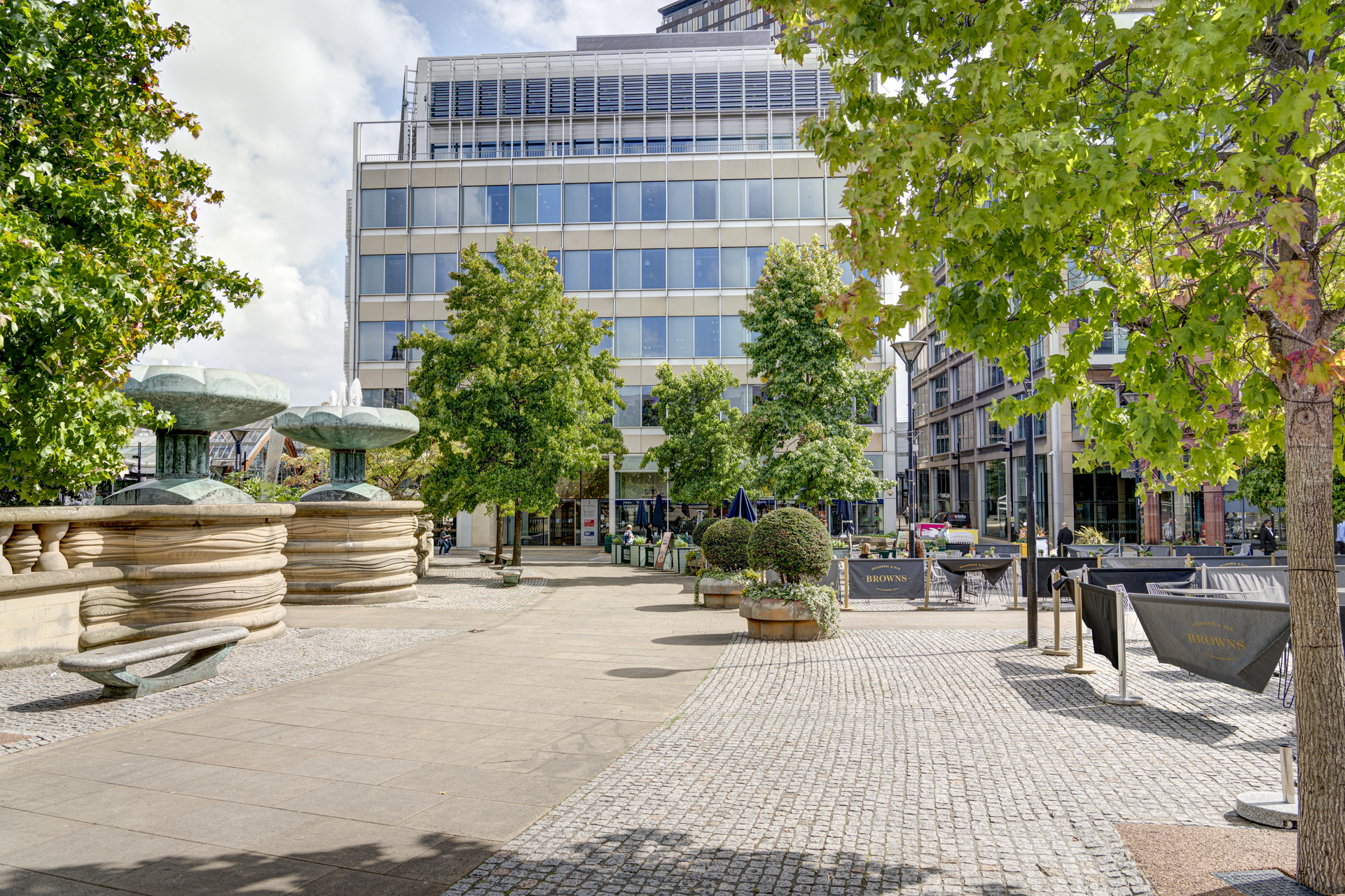 f8183844714266c70e8723cf128bbab9-sheffield56-justin-short.jpg