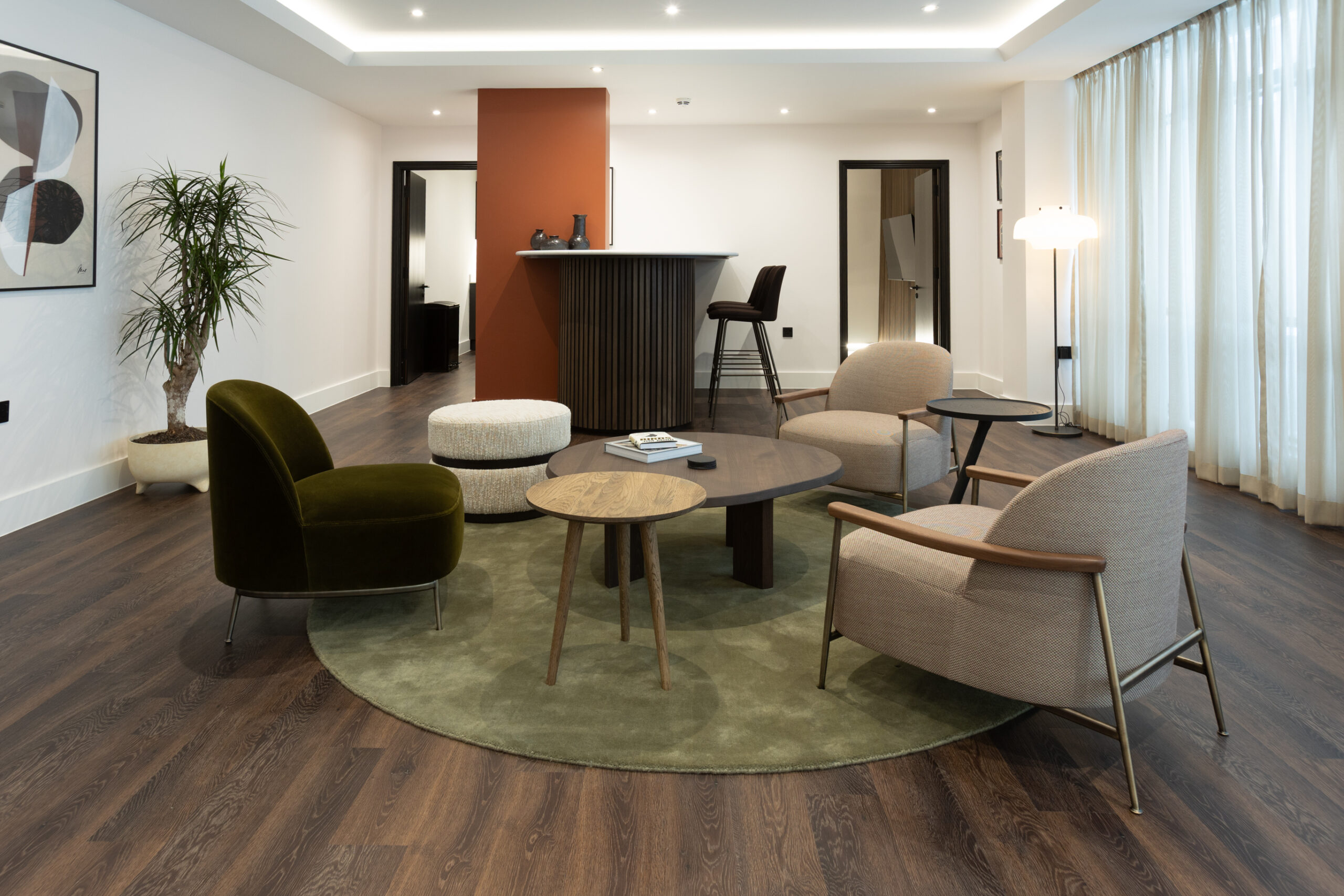 6eb4b053f2d3994cb80ee8df08afecfd-mayfair-lounge-5.jpg