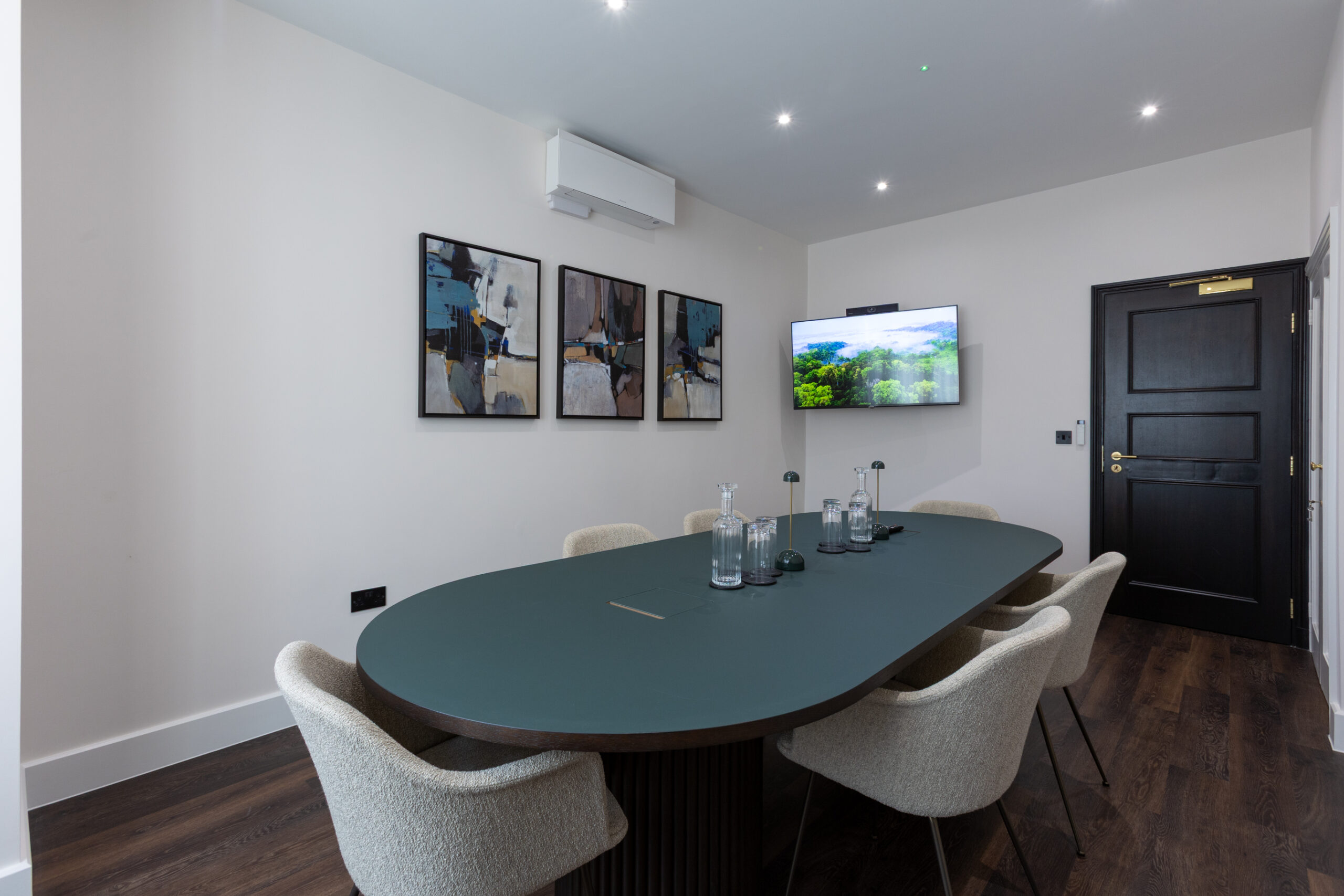 d1611d18c38dbaf3f3f15f9db2750241-conifer-meeting-room.jpg