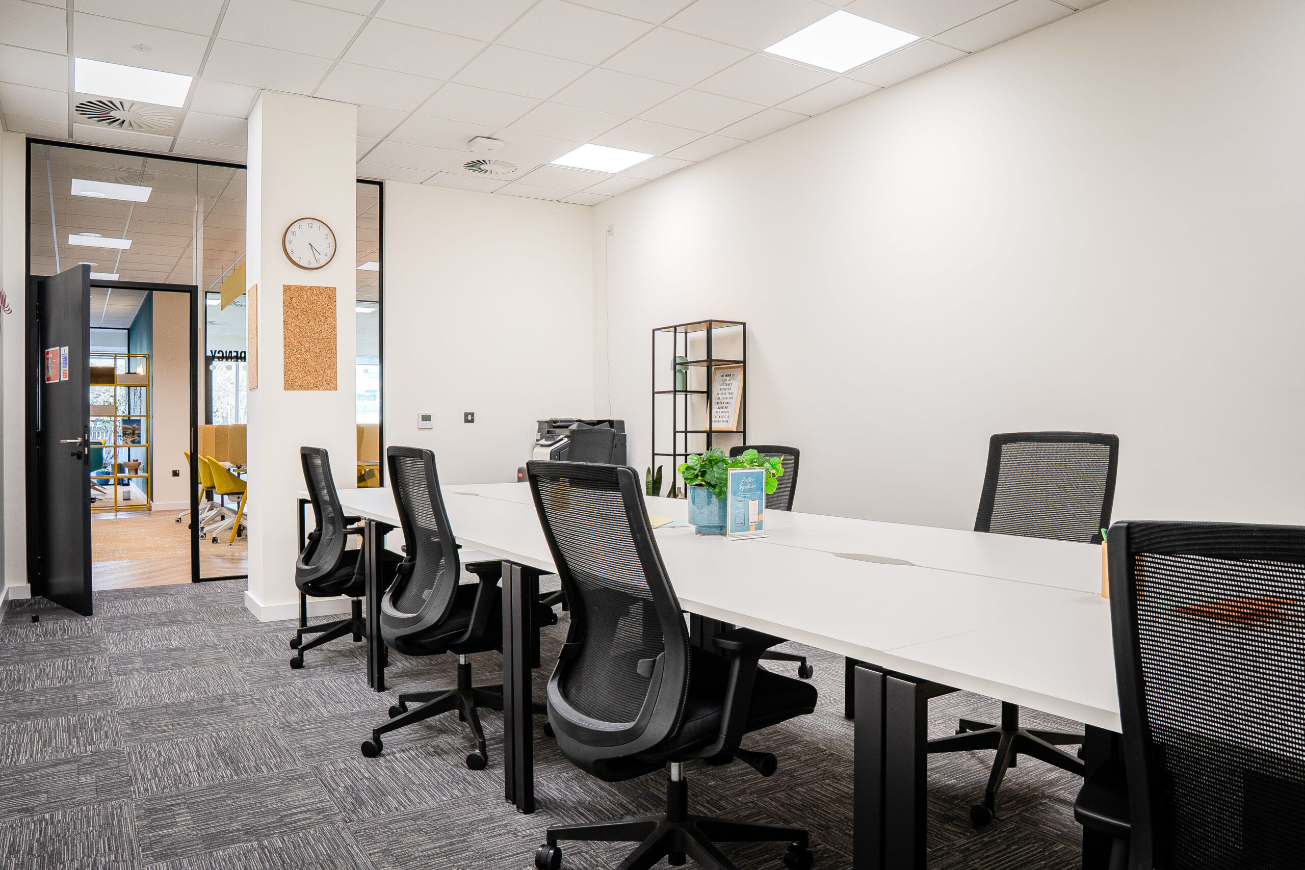 a8629e2dbdb677e1879a6d5b3e436038-whiteroseresidency-interior.jpg