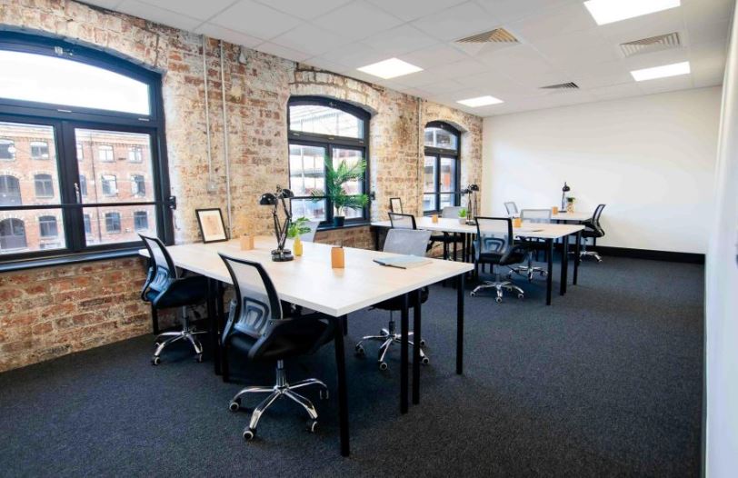 b0d4fa110aacaf1859ff796181ef4962-internal-office-space.JPG