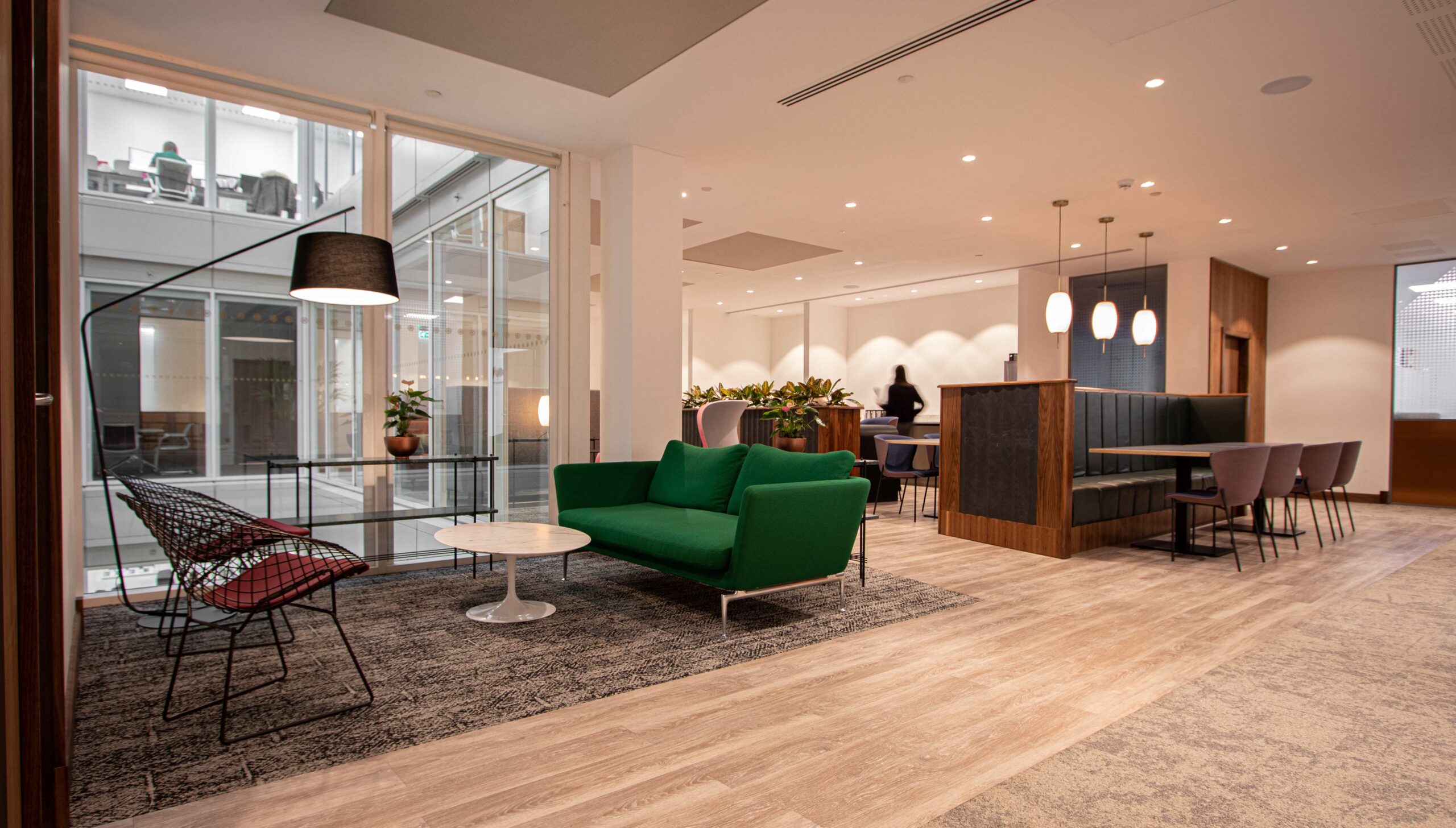 cafb7221bec5509b7aea594845c1271d-club-lounge-6-email.jpg