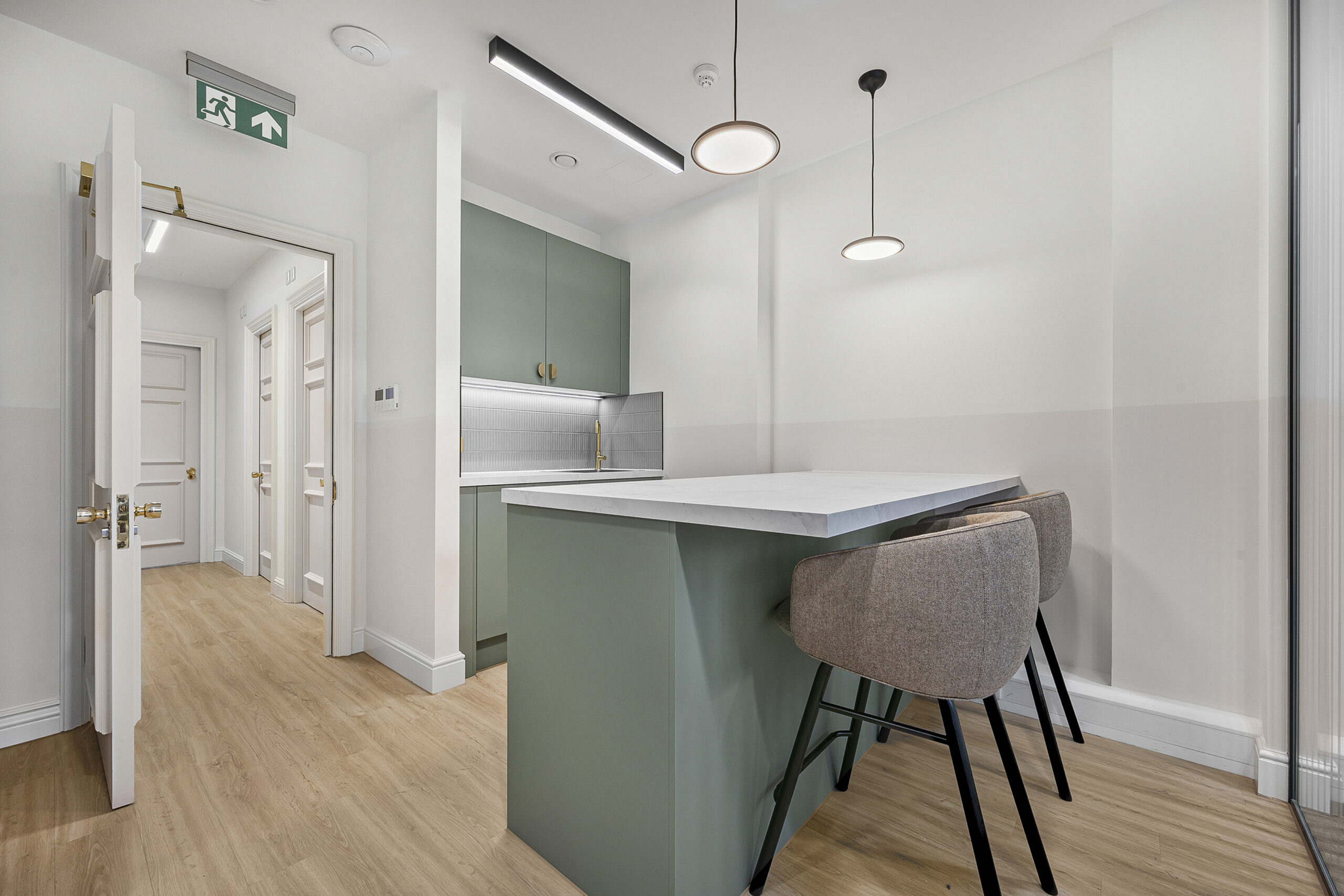 93b5e773b782b375d90499cb78a9fc33-kitchen3.jpg