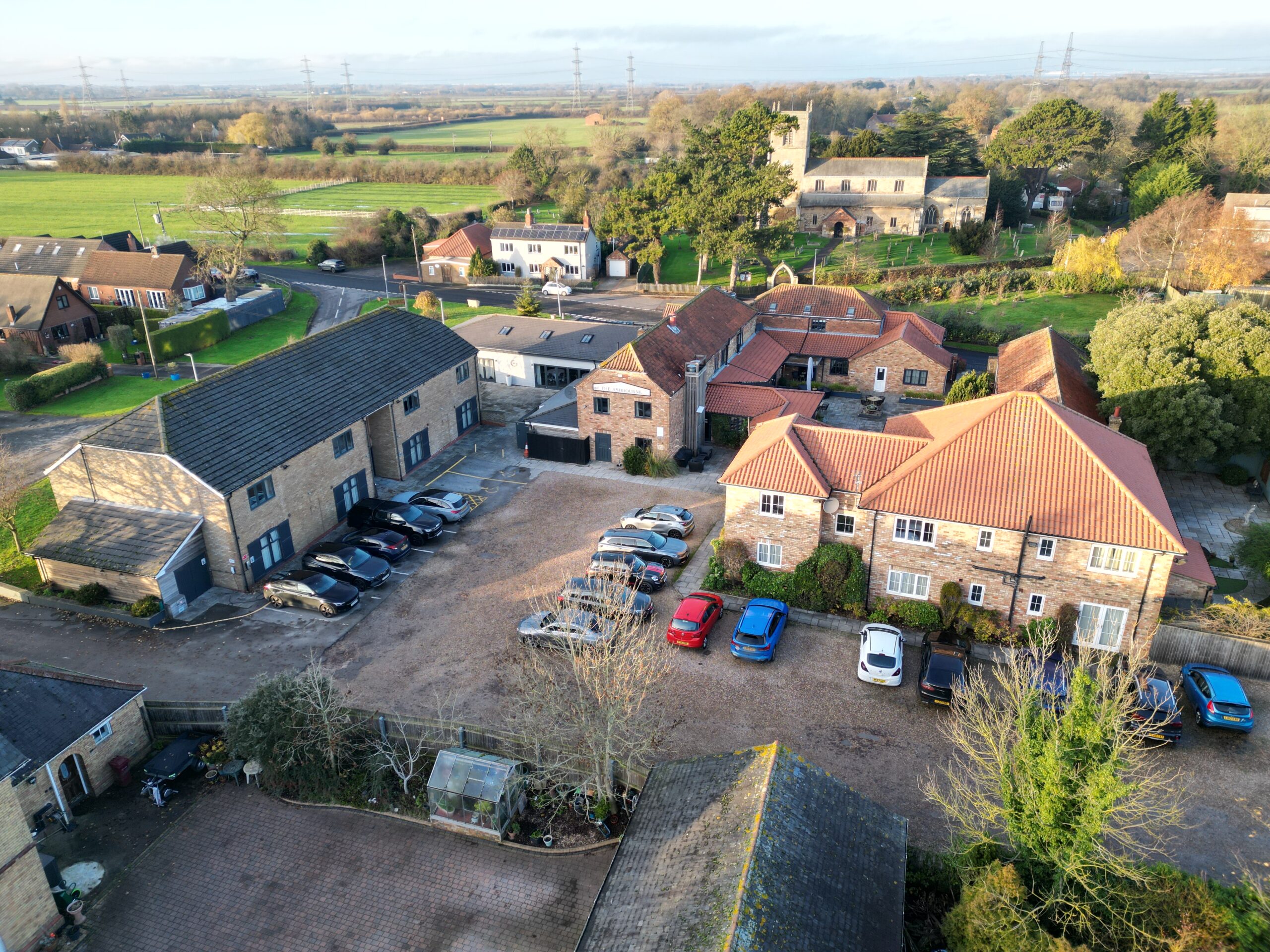07edc8a809ac2e82de6aae589c94f4f8-ashbourne-aerial.jpg