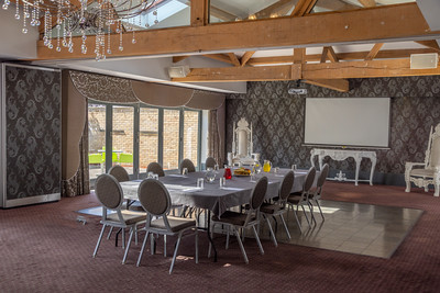 05b98a84e143babcbb7df517fec626e2-ashfield-2025-24-s.jpg