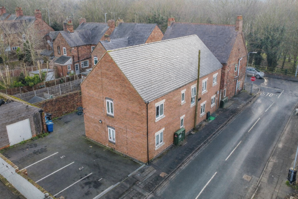 Flats 1-4 Brook Court, Brook Avenue, Wilnecote, Tamworth