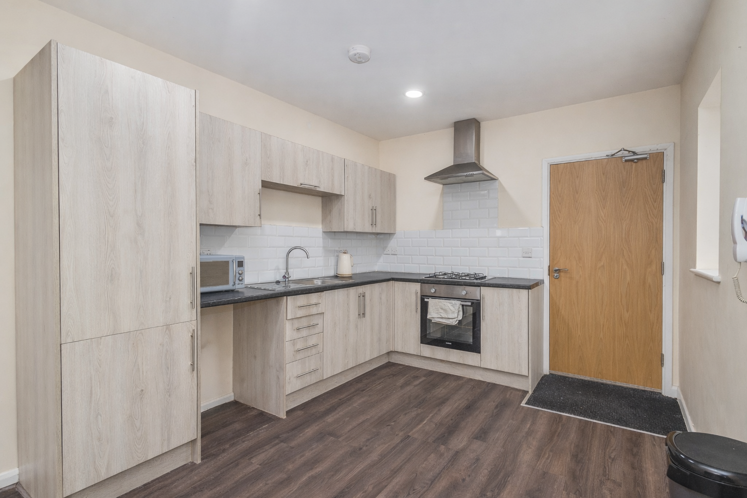 4562cac95df5a520555a97b0259f55e2-kitchen-dining-v2.png