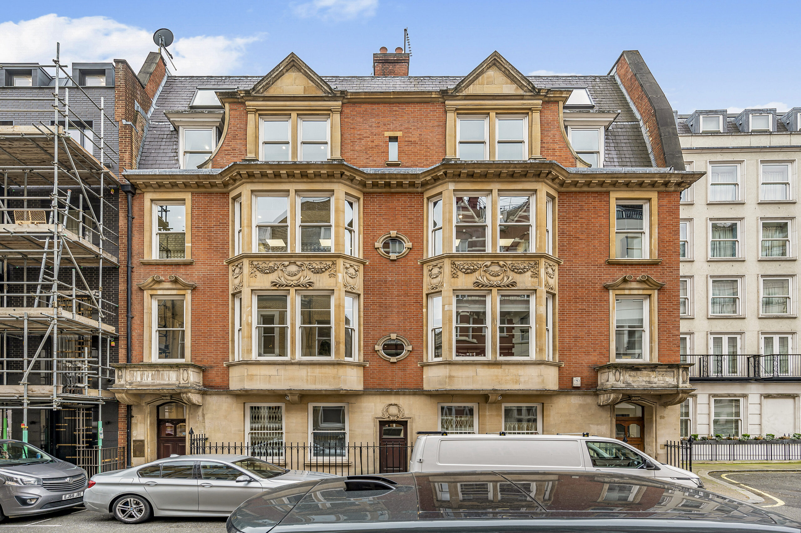 026ec2d122d3e9d5d66e6cef33285e53-exterior.jpg