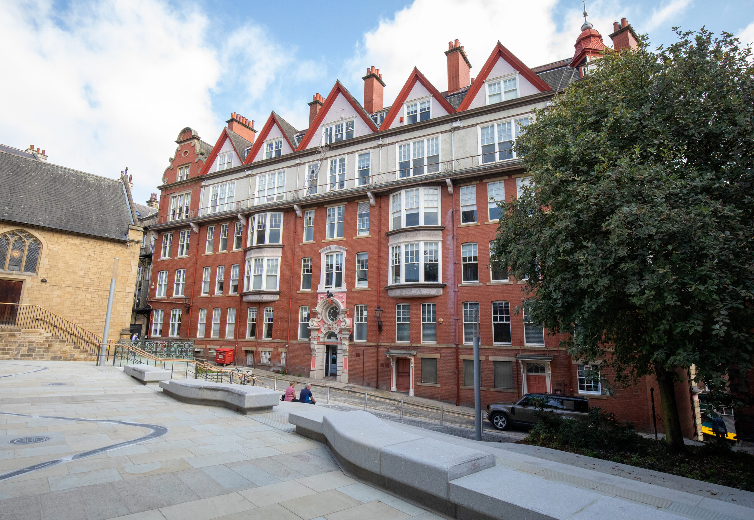 f980354e2de7bd8251fb7703952ecfb6-cathedral-buildings-views-10.jpg