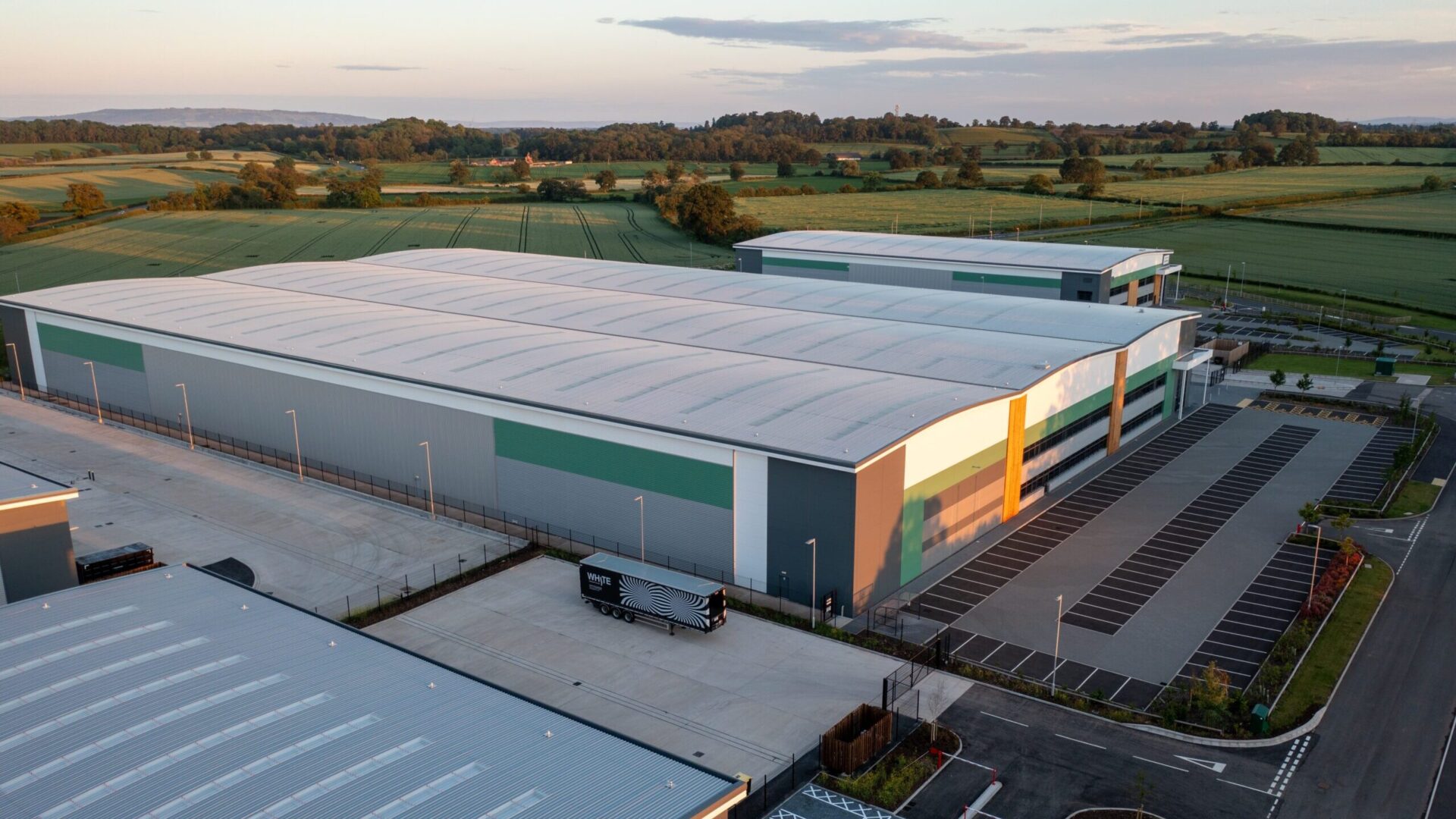 Business Rates – Industrial: Large, American Plc