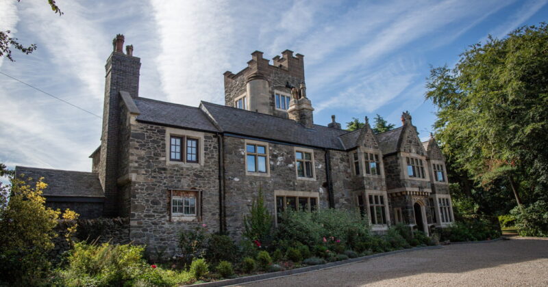 Picturesque wedding venue on the market in Leicestershire