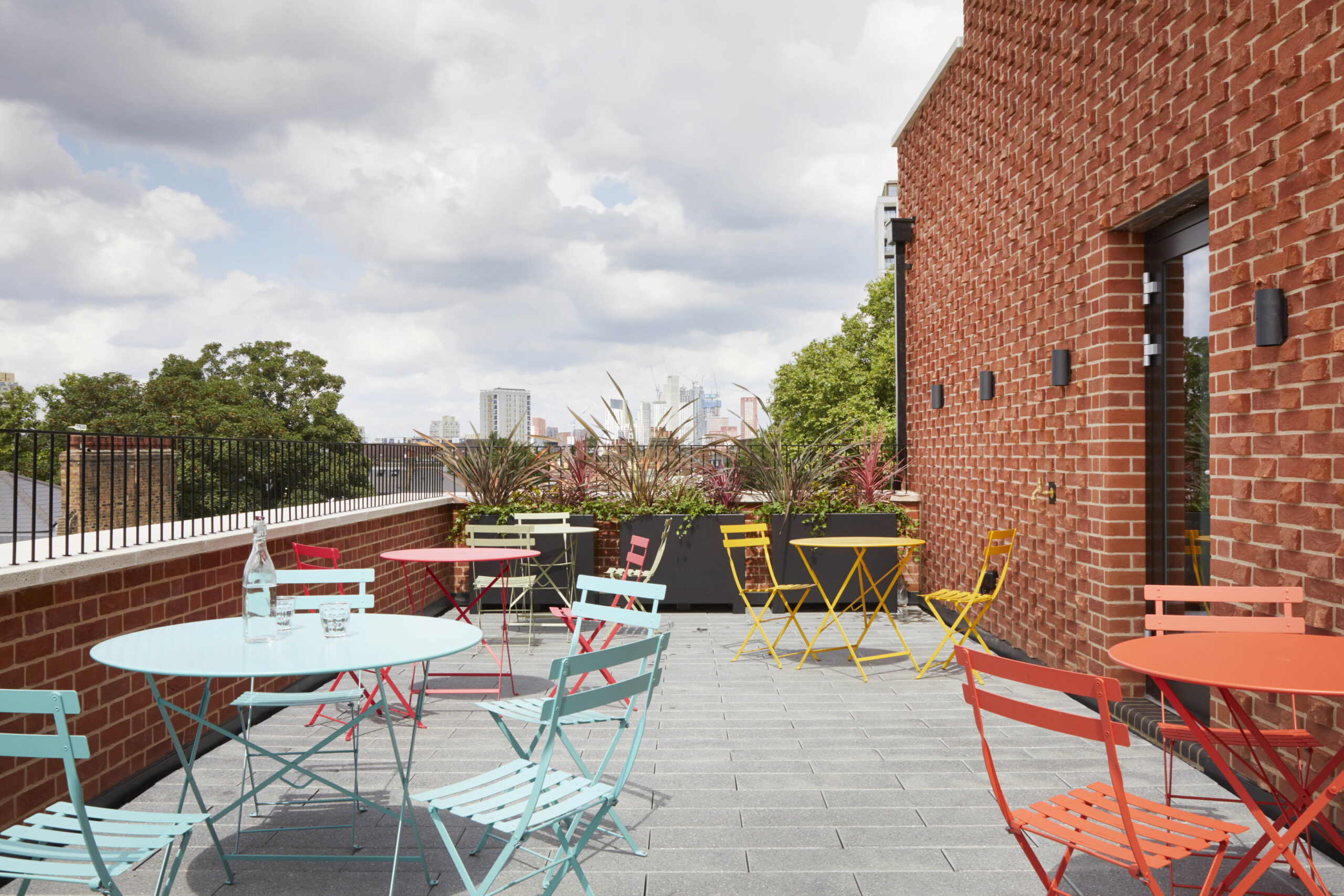 4c11bd34b654f977e88806495da7c108-studio-terrace-1.jpg