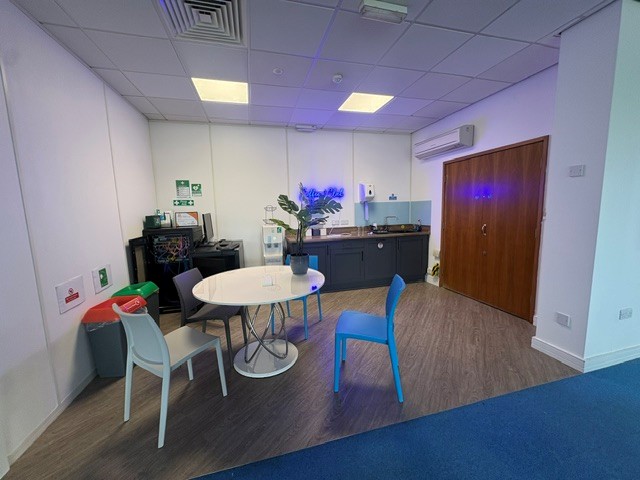 89dedc01d31f0464ea2493d4cdce813b-small-kitchenette-jpeg.jpg
