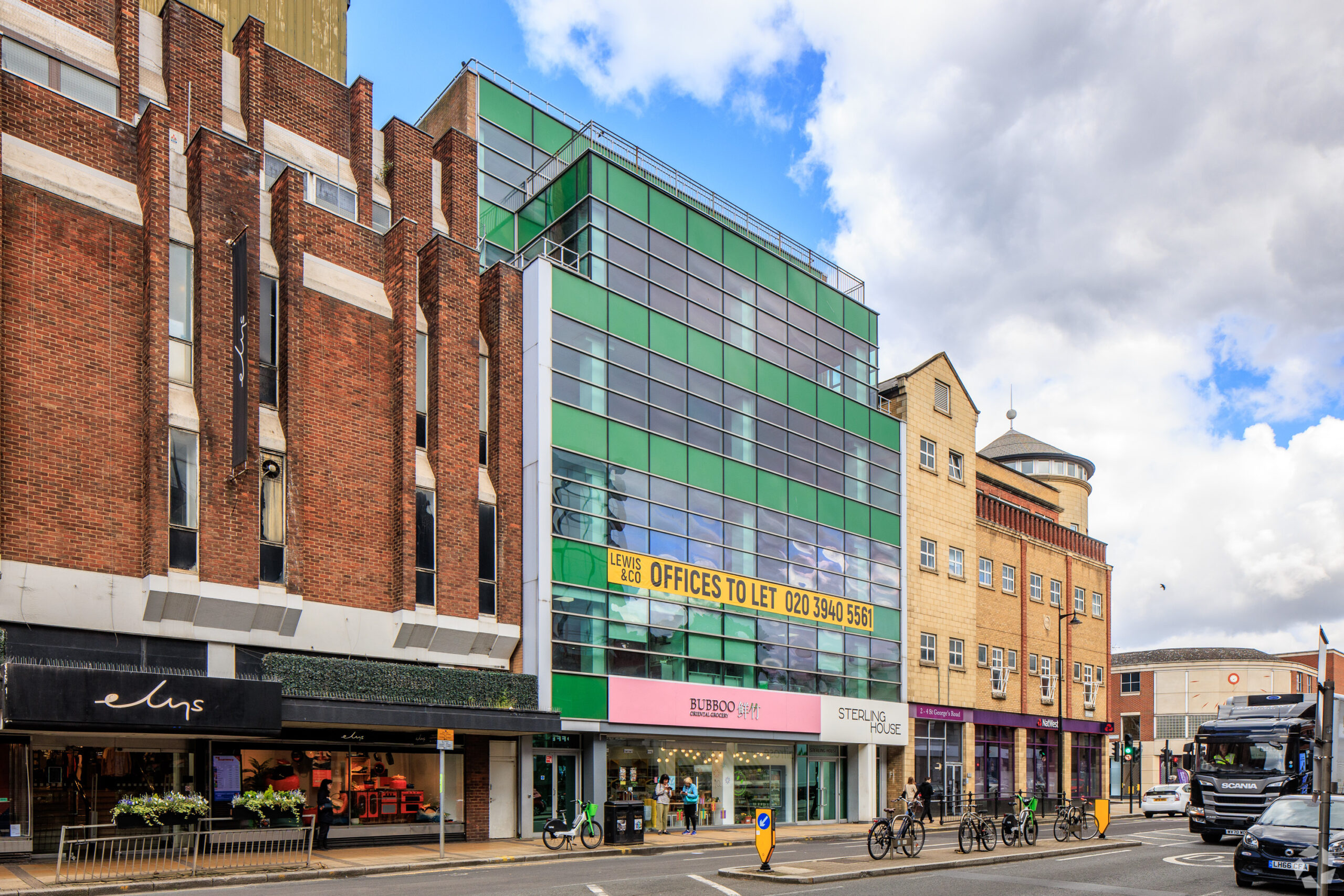722451551afff1e2b1b516fb06df4321-buildingphoto.jpg