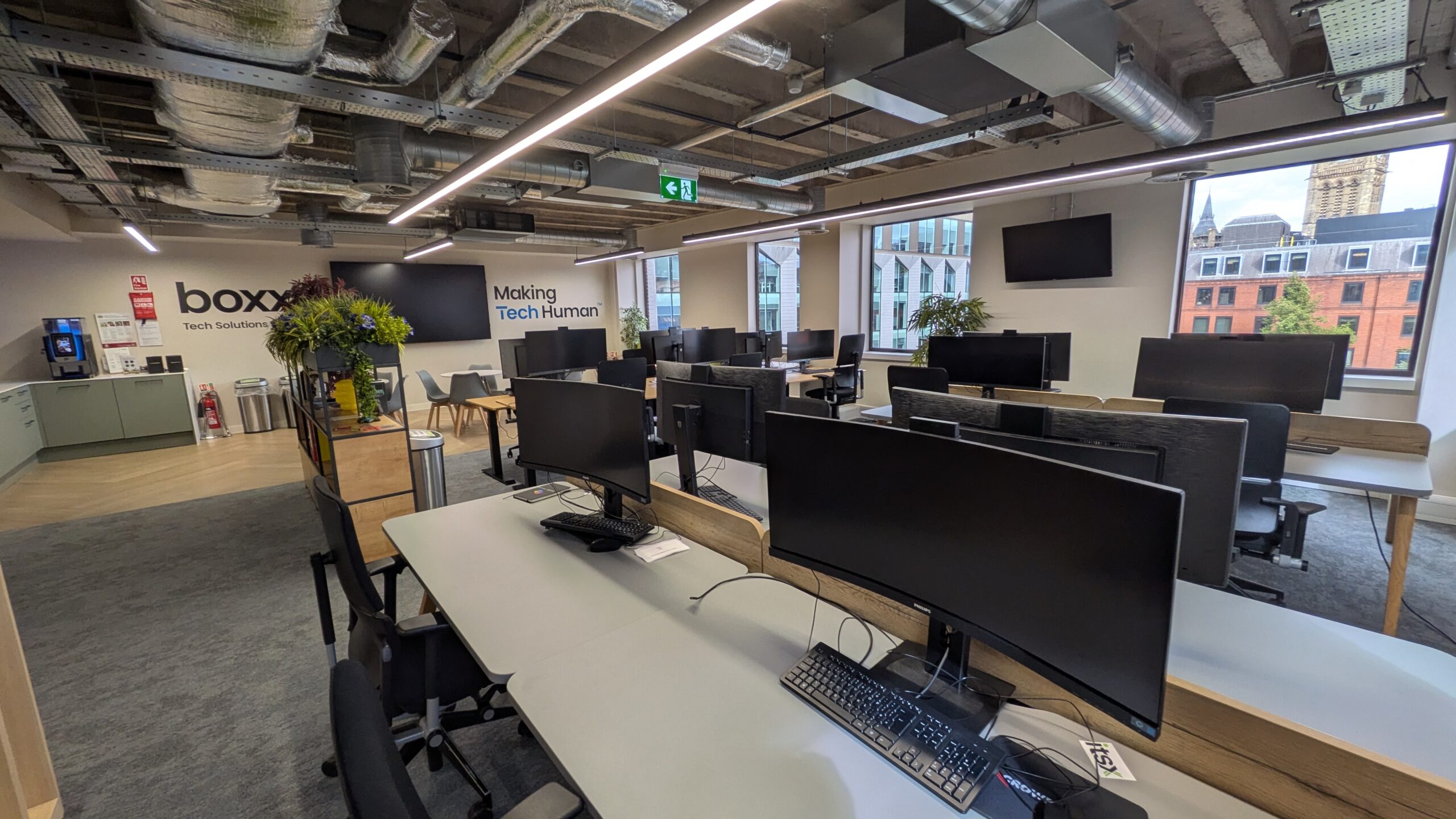 ba35e812e1501be02fc990e653b1b054-office-1.jpg