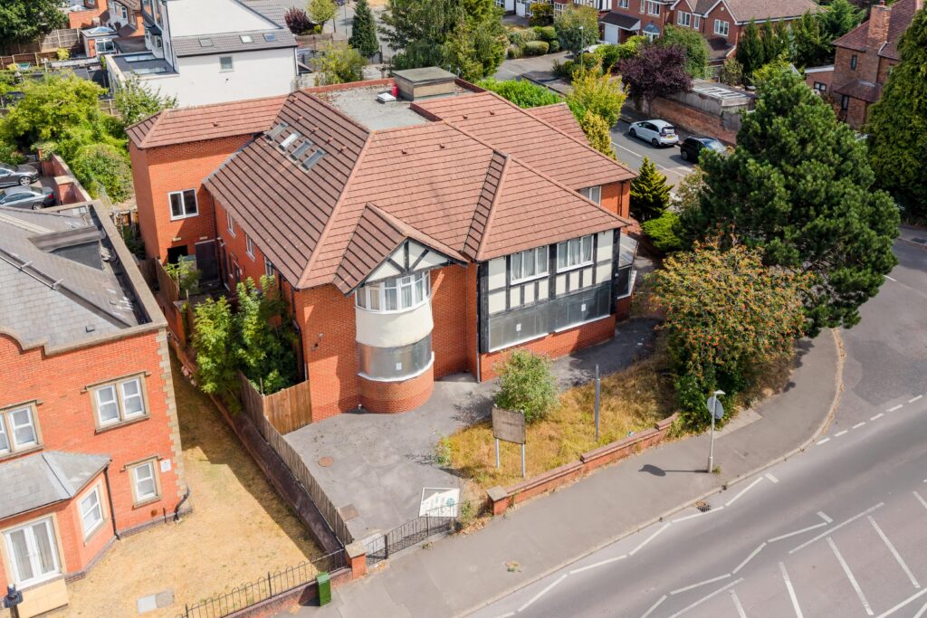 251 Warwick Road, Solihull