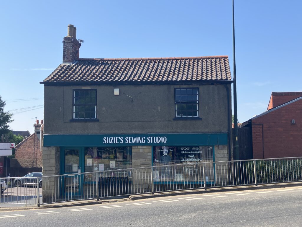 40 High Street and 2 Kirkgate, 40 High Street, Waltham, Grimsby